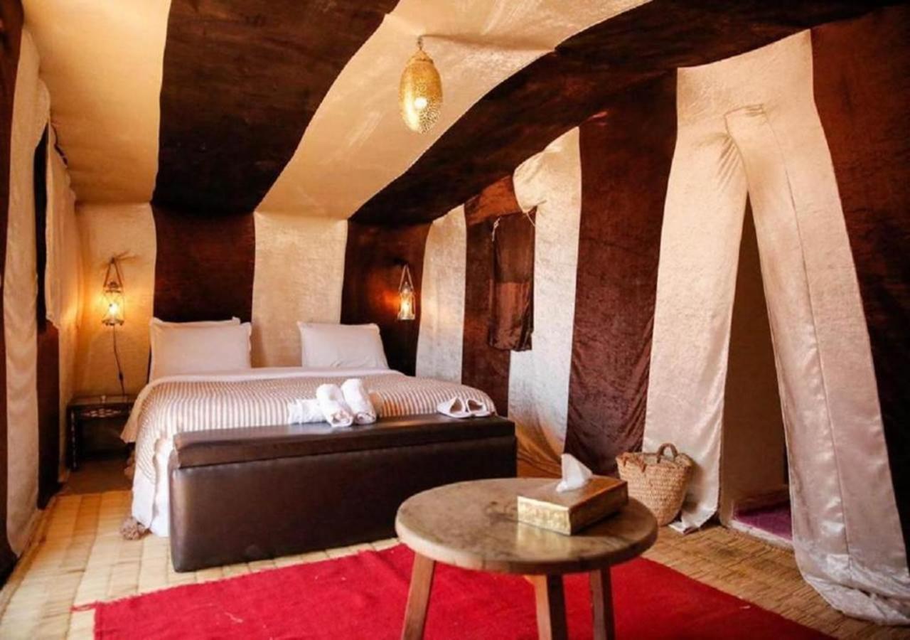 Desert Luxury Camp M'Hamid Exteriör bild